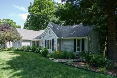 5884 Crittenden Drive, Anderson Township, OH 45244 - Photo 2