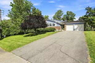 98 Waxwing Dr, Cincinnati, OH 45236 - Photo 2