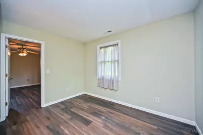 884 Stanlyn Drive, Union Township, OH 45245 - Photo 18