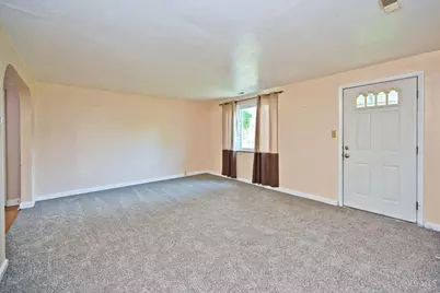884 Stanlyn Drive, Union Township, OH 45245 - Photo 8