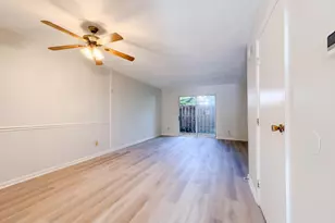 7636 Montgomery Rd, Cincinnati, OH 45236 - Photo 6