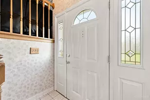 1882 Fallbrook Ln, Springfield Township, OH 45240 - Photo 24