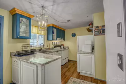 4588 Middlecourt Drive, Batavia, OH 45103 - Photo 8