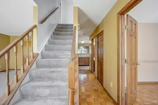 5526 Deervalley Ct, Cincinnati, OH 45247 - Photo 4