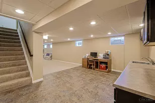 7906 Laurelwood Dr, Hamilton Township, OH 45039 - Photo 36