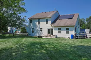7906 Laurelwood Dr, Hamilton Township, OH 45039 - Photo 46