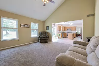 7906 Laurelwood Drive, Maineville, OH 45039 - Photo 10