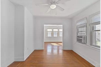 3096 Madison Road #9, Cincinnati, OH 45209 - Photo 4