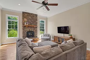 9828 Laurel Glen Dr, Hamilton Township, OH 45140 - Photo 4
