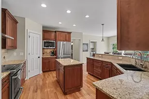 9828 Laurel Glen Dr, Hamilton Township, OH 45140 - Photo 6