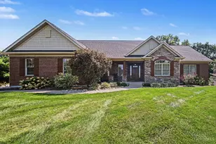9828 Laurel Glen Dr, Hamilton Township, OH 45140 - Photo 2