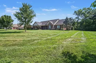 9828 Laurel Glen Dr, Hamilton Township, OH 45140 - Photo 32