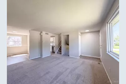 2891 Grosvenor Drive, Cincinnati, OH 45251 - Photo 6