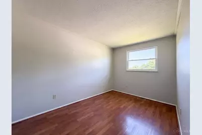 2891 Grosvenor Drive, Cincinnati, OH 45251 - Photo 14