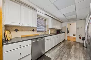 6325 Elm View Pl, Elmwood Place, OH 45216 - Photo 14