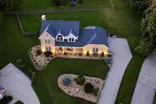 273 Livingston Ct, Hamilton, OH 45013 - Photo 2