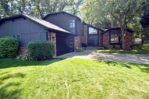 10100 Polo Ct, Washington Twp, OH 45458 - Photo 4