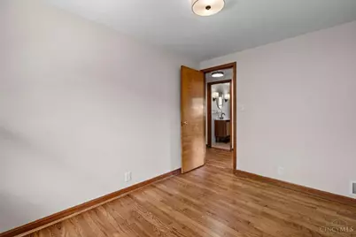 2562 Montana Avenue, Cincinnati, OH 45211 - Photo 16