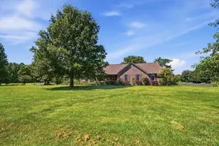 8215 Morgans Run Dr, Harlan Township, OH 45152 - Photo 4