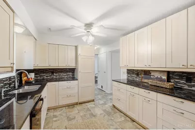 9022 Foxhunter Lane, Symmes Township, OH 45242 - Photo 16