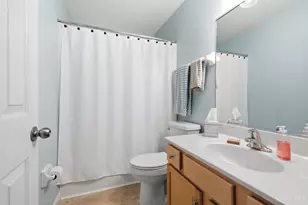 1970 Redbud Dr, Hamilton, OH 45013 - Photo 10
