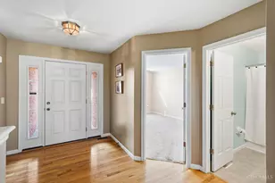 1970 Redbud Dr, Hamilton, OH 45013 - Photo 6