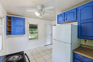 6246 Stewart Rd, Silverton, OH 45227 - Photo 4