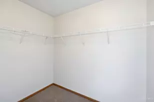 8427 Gettysburg Ln, Hamilton Township, OH 45039 - Photo 46