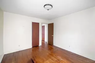 7131 Eastlawn Dr, Cincinnati, OH 45237 - Photo 12