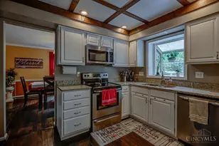 7885 Oak Leaf Cir, West Chester, OH 45241 - Photo 12