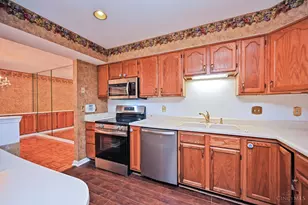 1080 Wittshire Ln, Anderson Township, OH 45255 - Photo 12