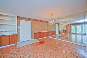 1080 Wittshire Ln, Anderson Township, OH 45255 - Photo 8
