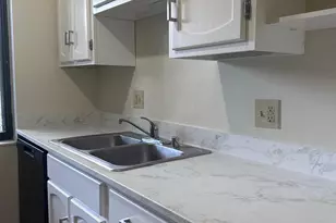 452 Grand Ave, Cincinnati, OH 45205 - Photo 12