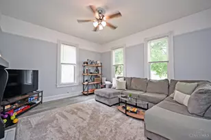 4704 Whetsel Ave, Cincinnati, OH 45227 - Photo 6