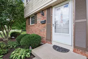 3394 Amberway Ct, Colerain Township, OH 45251 - Photo 6