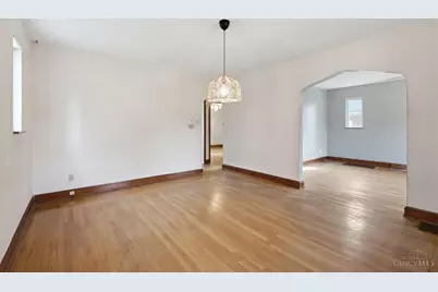4056 McFarran Avenue, Cheviot, OH 45211 - Photo 6