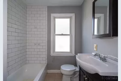 18 N Riverview Drive, Hamilton, OH 45015 - Photo 16