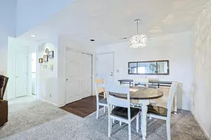 4350 Regency Ridge Ct, Green Township, OH 45248 - Photo 8