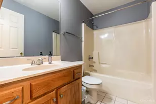 8790 Carrousel Park Cir, Colerain Township, OH 45251 - Photo 20