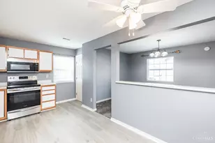 8790 Carrousel Park Cir, Colerain Township, OH 45251 - Photo 10