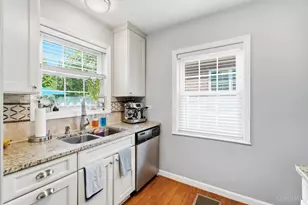 4133 Club View Dr, Cincinnati, OH 45209 - Photo 14