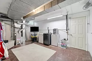 4133 Club View Dr, Cincinnati, OH 45209 - Photo 38