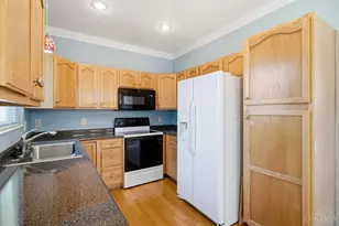 6005 Hidden Oaks Ct, Hamilton Township, OH 45039 - Photo 12