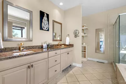 1046 Tuscany Place, Cincinnati, OH 45226 - Photo 18