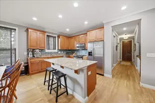 6841 Indian Hill Rd, Cincinnati, OH 45227 - Photo 10