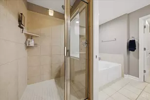 6841 Indian Hill Rd, Cincinnati, OH 45227 - Photo 22