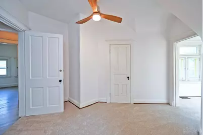 236 Loraine Avenue #3, Cincinnati, OH 45220 - Photo 14