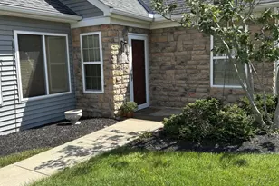 1101 St Andrews Cir, Miami Township, OH 45150 - Photo 2