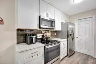 7319 Chatham Ct, West Chester, OH 45069 - Photo 10