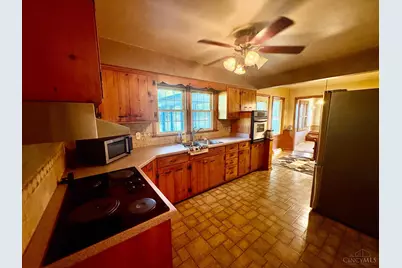 301 Jackson Lane, Middletown, OH 45044 - Photo 8